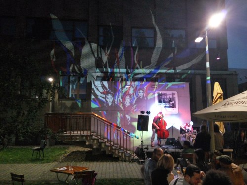 1-img_20160909_200435_hdr